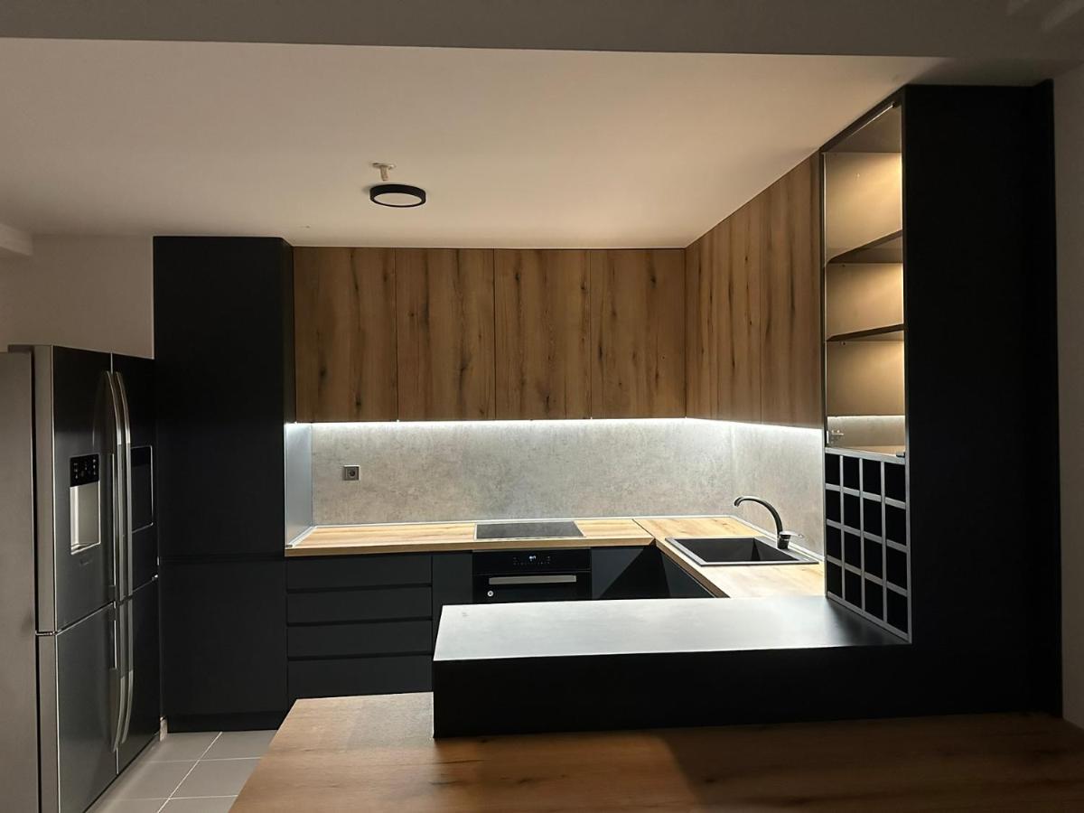 Appartamento Cevahir City Life Exclusive Skopje Esterno foto